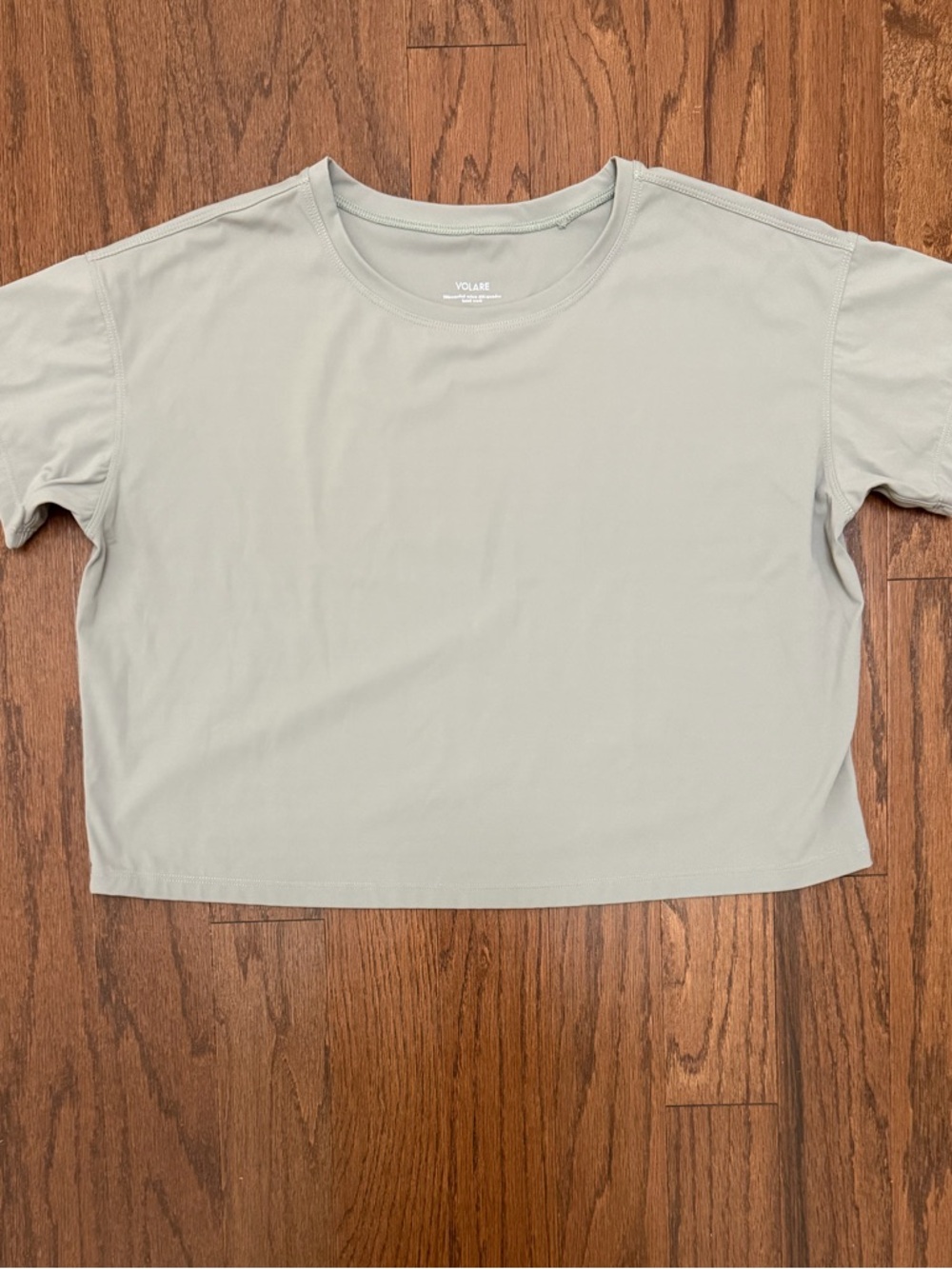 Volare Sage Green Flight Cropped Workout Athletic Tee size Small